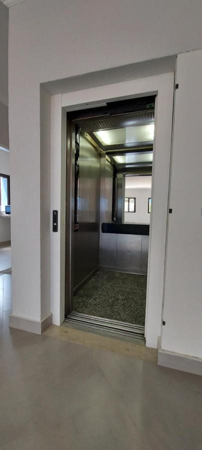 Hotel Jaguare 2*